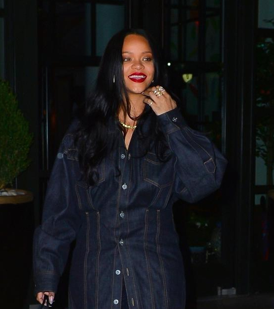 蕾哈娜公开喊话反堕胎州州长:为你感到羞耻