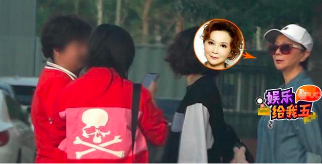 Ļ 2019-05-17 8.17.44.png