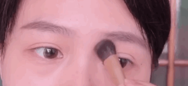 当年被港媒嘲笑龅牙的王祖贤,为何如今成了风华绝代的女神?