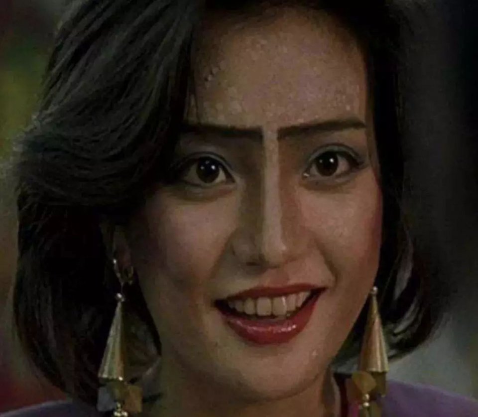 当年被港媒嘲笑龅牙的王祖贤,为何如今成了风华绝代的女神?