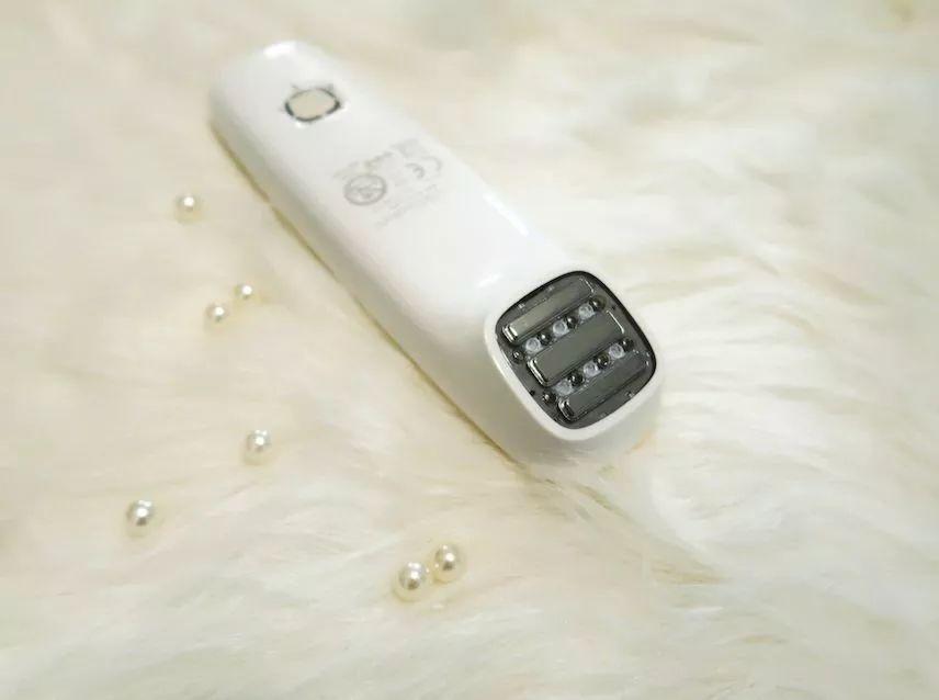 120斤的刘涛为减肥直播喝不明红色液体?而90斤的张雪迎脚踝比脖子粗...