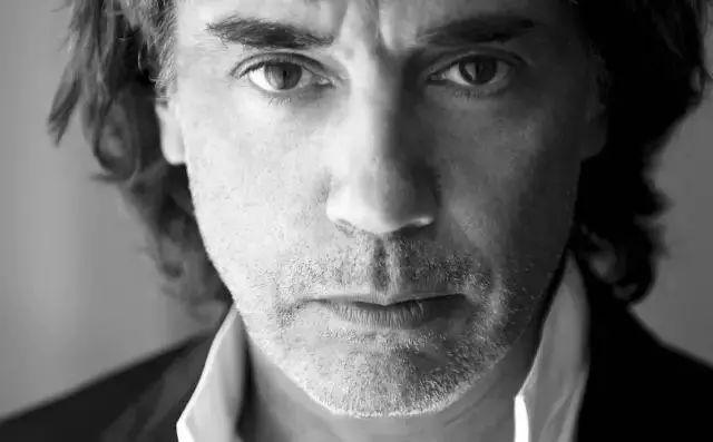 新老公曾两次劈腿,她能Hold住吗?