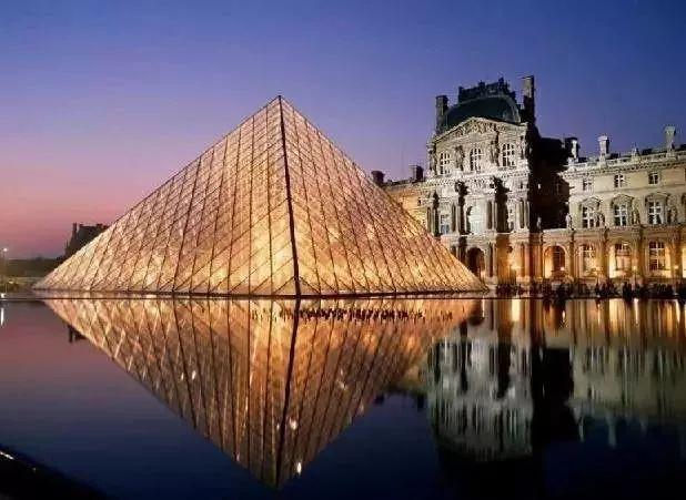 关晓彤全身擦粉实锤了!高清镜头下耳朵后面黑成这样···