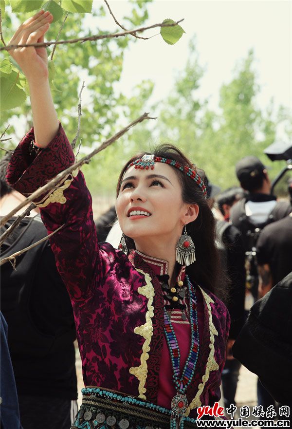 郭子千《峰烟尽处》民族造型首曝光 英姿飒爽演绎草原女王