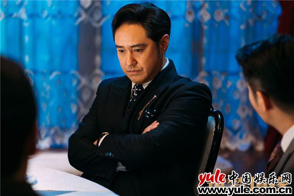 3.冯雷饰杜万鹰 《筑梦情缘》再现虐心时刻 霍建华入狱杨幂“苦等”