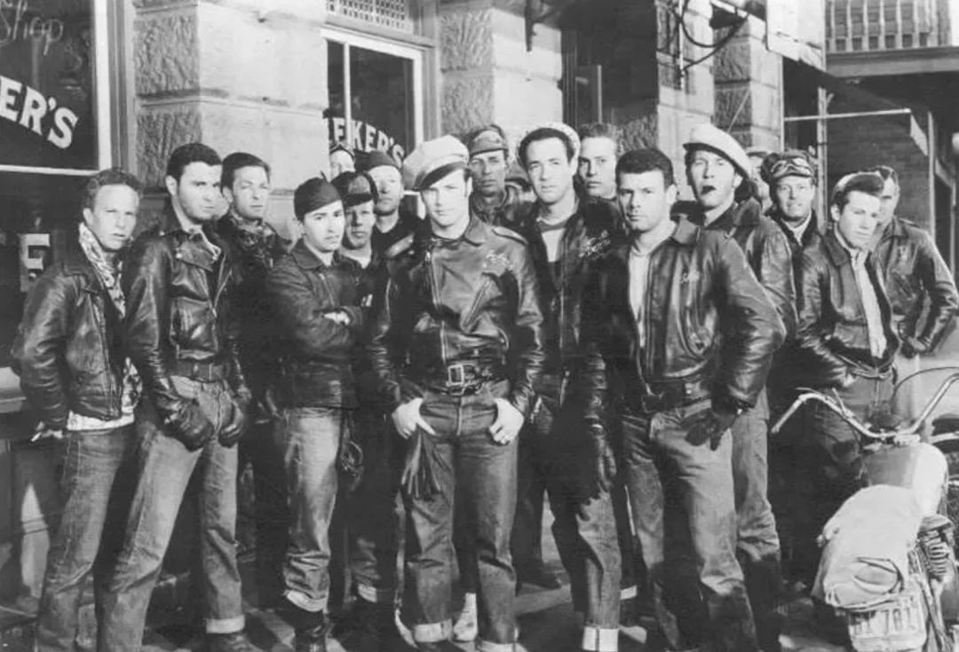 ��ţ�п����м�ʷ��