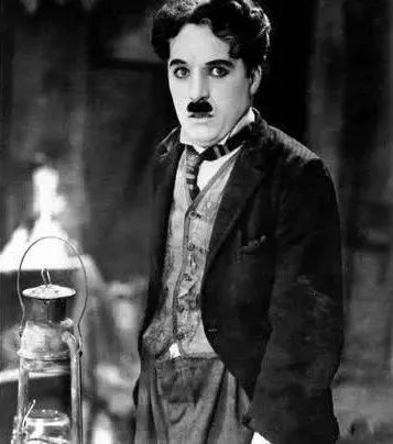 �����������Ƭ������̸�����ˡ�����