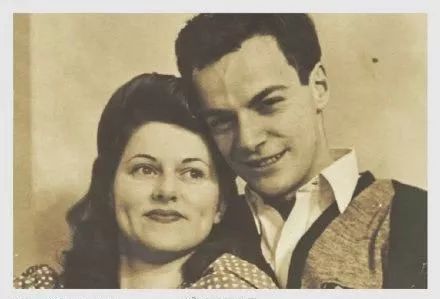 �����������Ƭ������̸�����ˡ�����