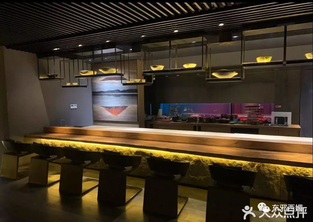 19岁的王源并不天真,天真的是相信艺人人设=艺人本人