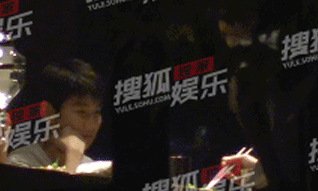 19岁的王源并不天真,天真的是相信艺人人设=艺人本人