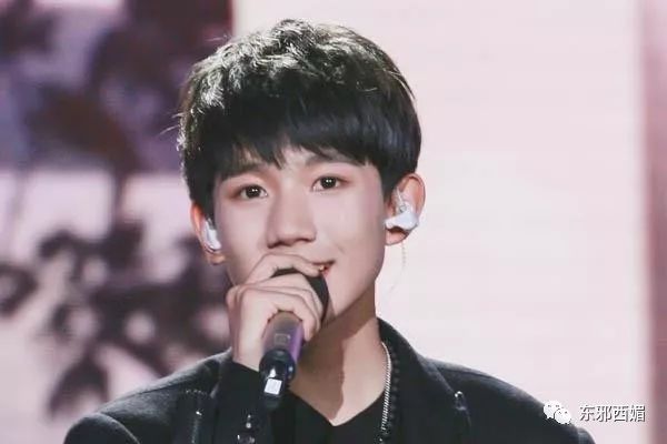 19岁的王源并不天真,天真的是相信艺人人设=艺人本人