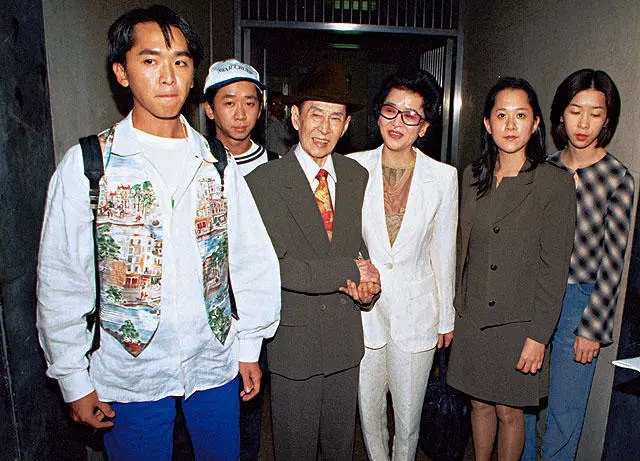 祥嫂入院!她竟也会倒下,为4亿遗产与四亲生子女开撕的劲去哪了