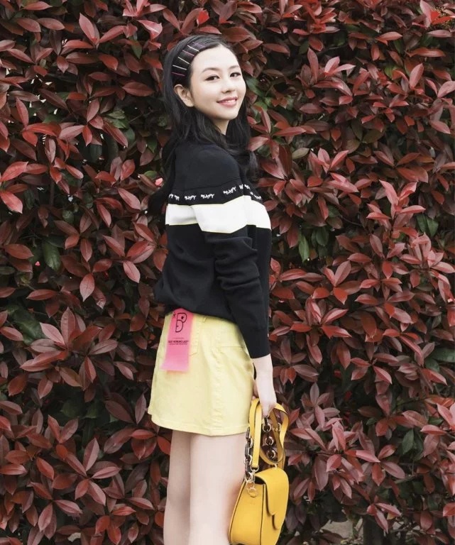 �����겻׼Ů��������17������¶����Լ��˧��������������ڻ�