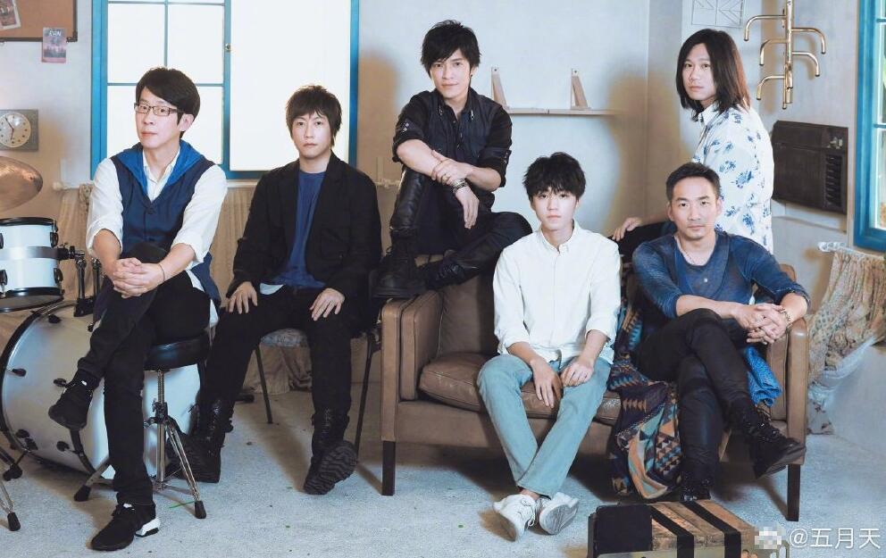 ����ѯ��Ϊ�β�����΢Ц���� ���������ǽ��