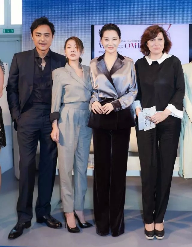 50������ʵ����ѹСS�������׶�ͬ��СS�԰������˻�����