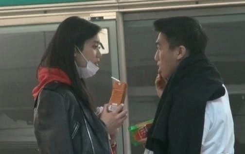 ��������̸��������·���̣�͸¶�Լ��Ժ���������ĵط�