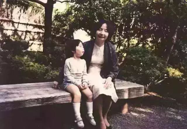 95��Ҷ��Ө��һλ���3586��ġ��͵����족