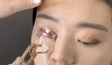 宋祖儿被曝16岁接吻照,前男友的颜值惊呆众人!