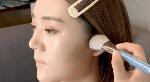 宋祖儿被曝16岁接吻照,前男友的颜值惊呆众人!