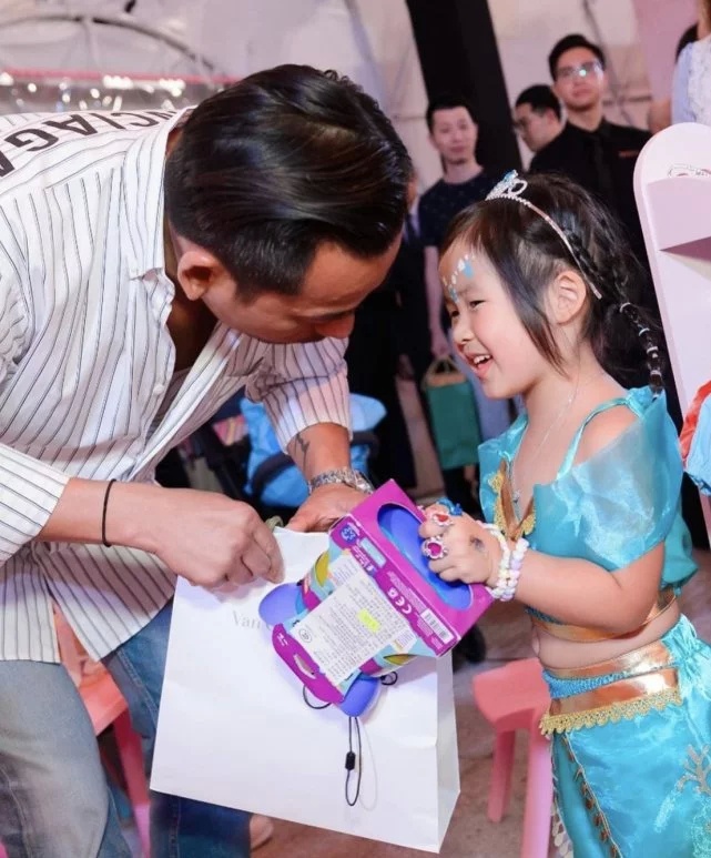 ���ִ������ۺ��壬ϴ��ɩΪŮ���Լ�ϴ�׻�������ȫ�Ҵ����