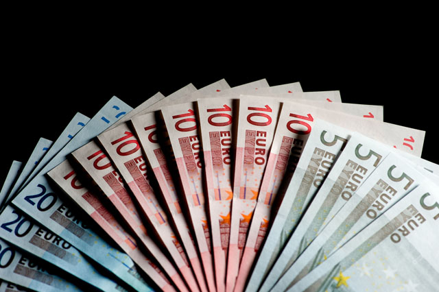 5, 10 and 20 Euro banknotes