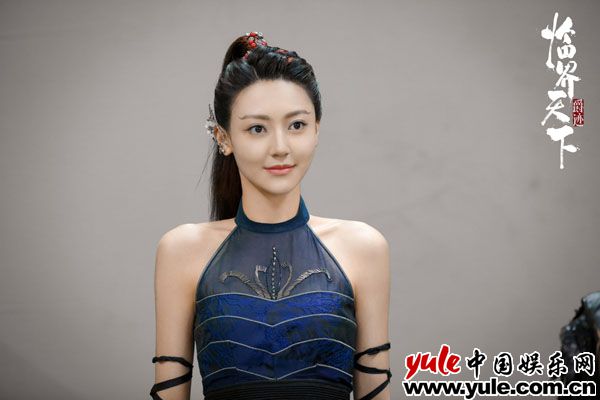 3-黄梦莹饰神音 《爵迹临界天下》首播名场面大赏:郑元畅为张铭恩尾椎赐爵
