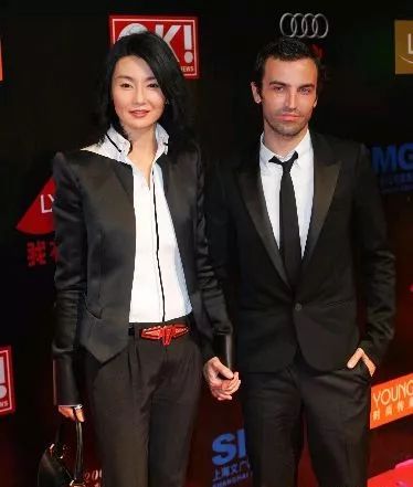 �й���Ů�񣬰���ʲô�������ˣ�