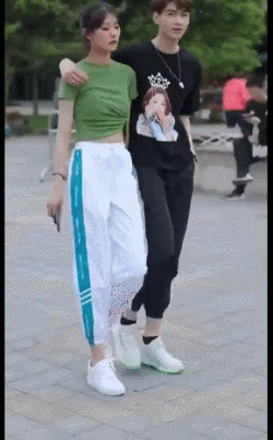 ����������ͼ���Ҿ������ȭͷ�����ˣ�