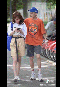 ����������ͼ���Ҿ������ȭͷ�����ˣ�