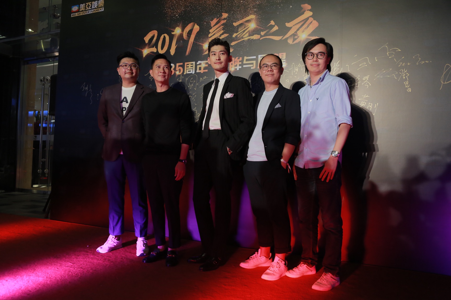 ����ΰ�����Ǻ�����������ʱ�� �żһԡ����߲þ����ٿ�ȫ��