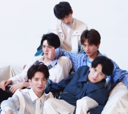 ���ǵ�һ��ϲ�������լ�����Űɣ�