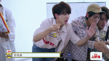 ���ǵ�һ��ϲ�������լ�����Űɣ�