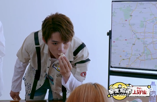 ���ǵ�һ��ϲ�������լ�����Űɣ�