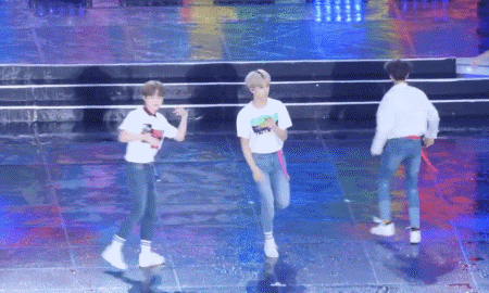 ������ĬĬ��ˮ�ˣ����н�����һ����