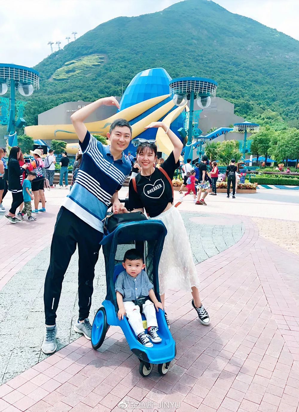 �ɷ��뿪�ĵ�105�죬��д�����ӵ��ſ��������ˣ�����һ����������֪�����ƺ���