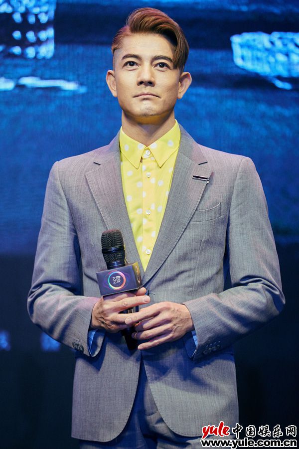 郭富城亮相上海电影节 郭富城携新片《风再起时》亮相上影节 新角色挑战60岁年龄跨度