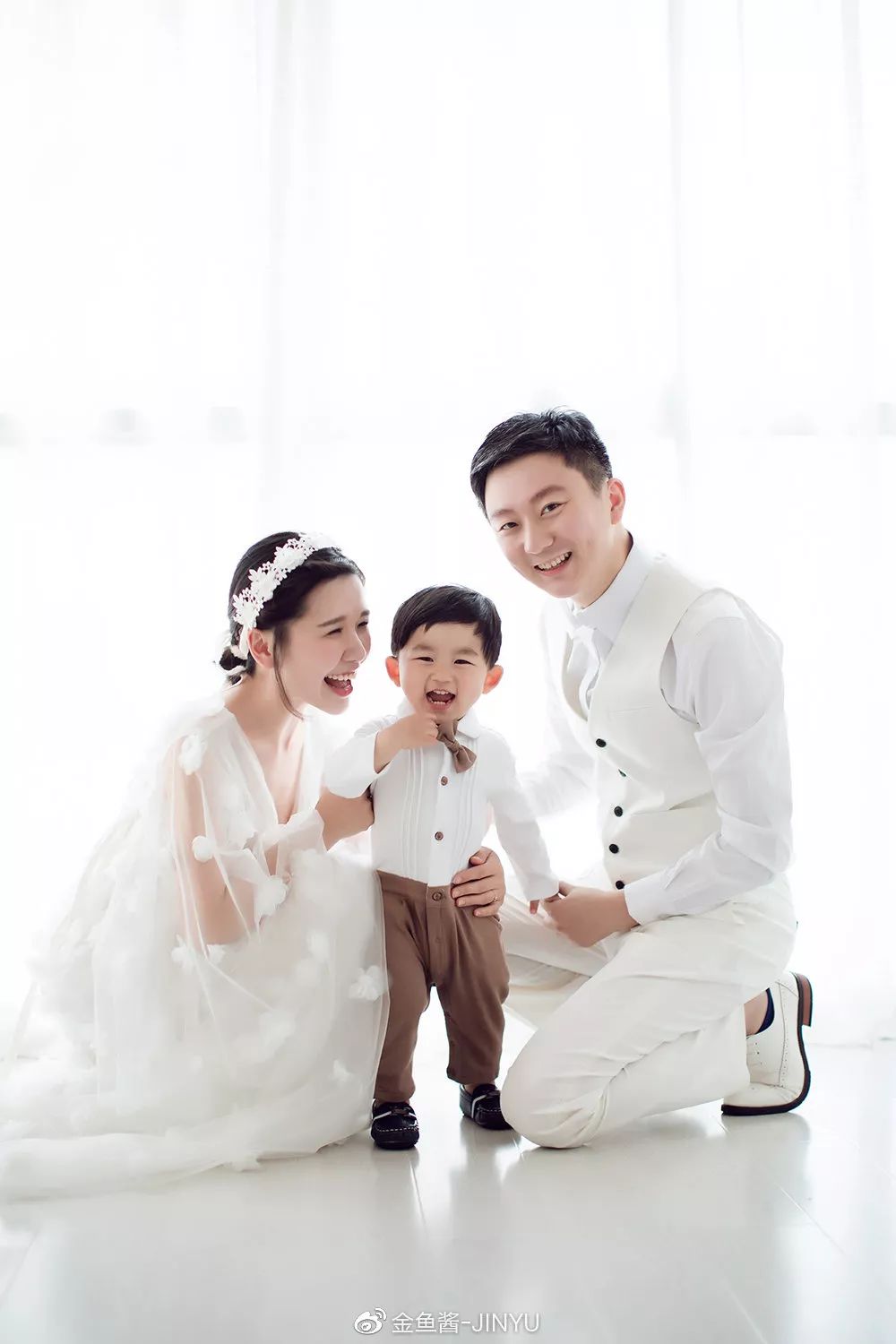 �ɷ��뿪�ĵ�105�죬��д�����ӵ��ſ��������ˣ�����һ����������֪�����ƺ���