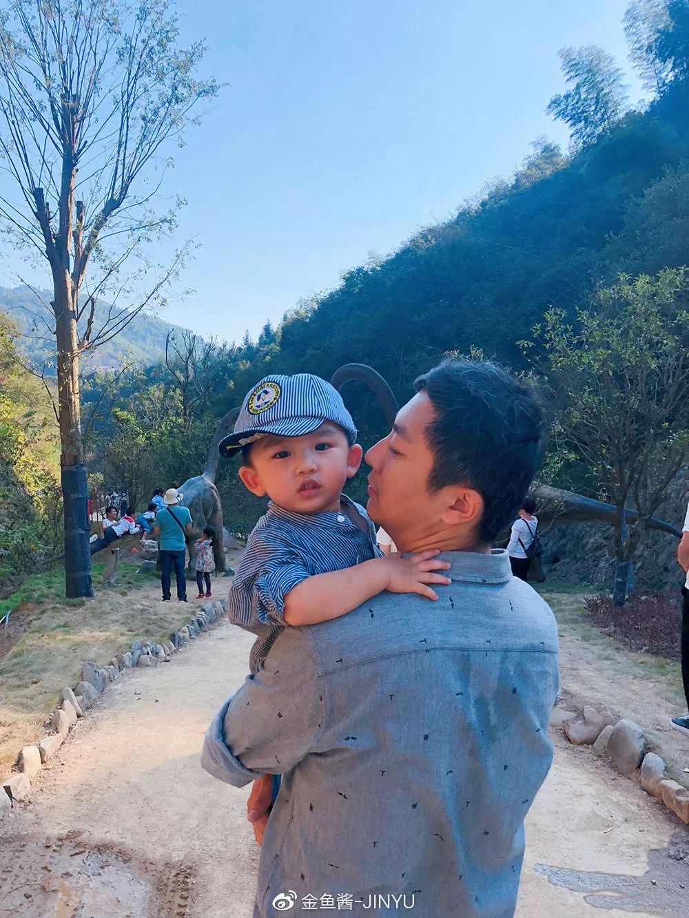 �ɷ��뿪�ĵ�105�죬��д�����ӵ��ſ��������ˣ�����һ����������֪�����ƺ���