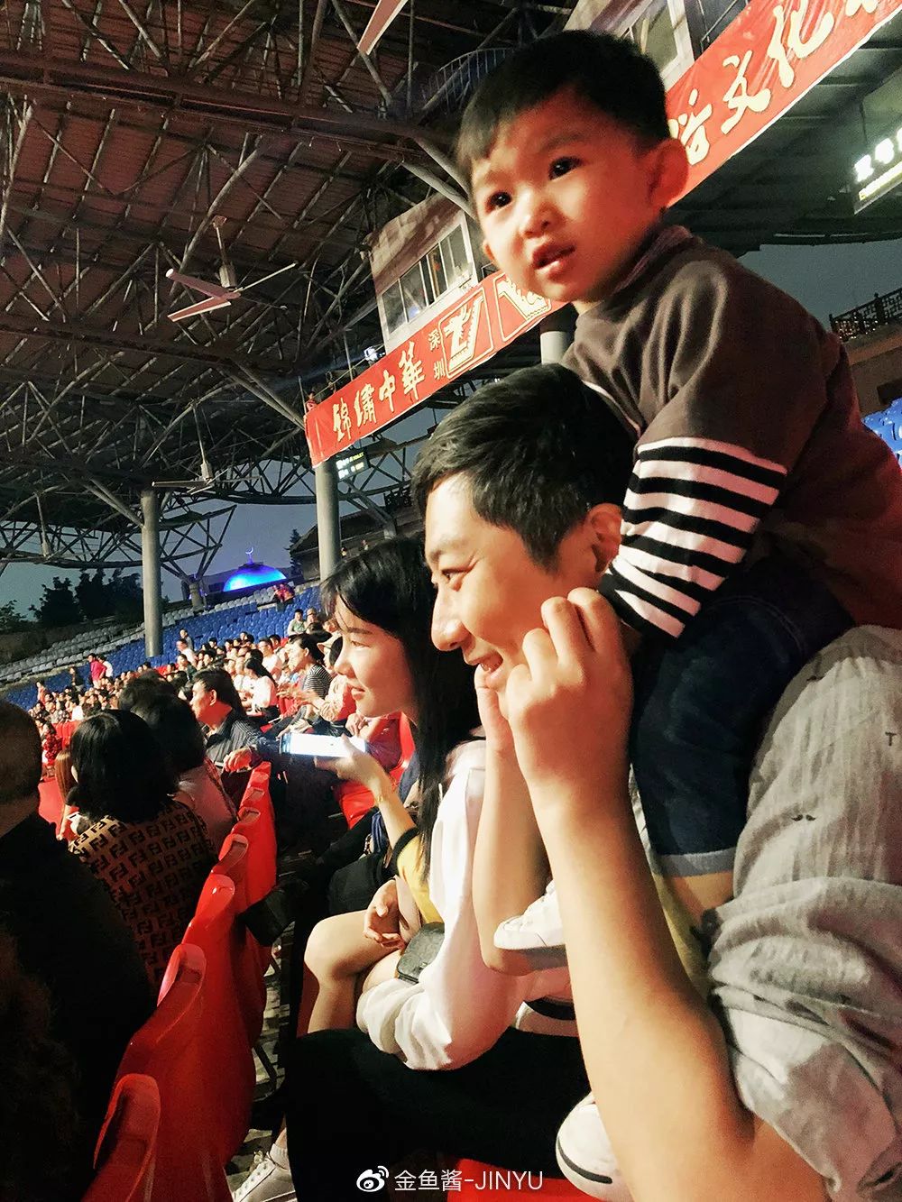 �ɷ��뿪�ĵ�105�죬��д�����ӵ��ſ��������ˣ�����һ����������֪�����ƺ���