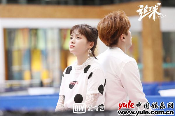 8云高洋&姚娜娜 《追球》被评“宝藏剧”李艺彤倒追“真·女主”朱元冰 李汶翰沙雕认证