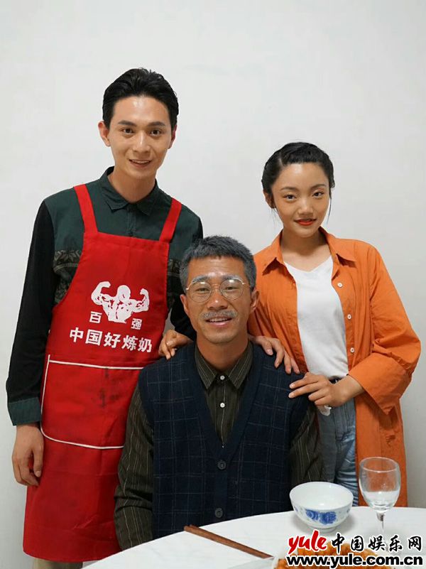 电影《哑父》剧照 电影《哑父》催泪杀青 黄小虎田扬红领衔主演苦情励志父女