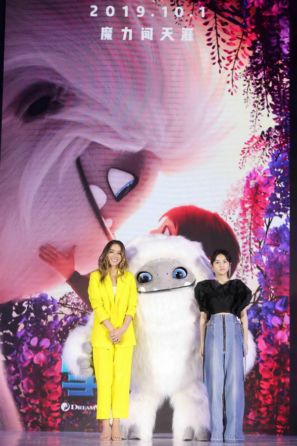 3 张子枫重磅加盟东方梦工厂全新力作 《雪人奇缘》带世界观众领略中国大好河山