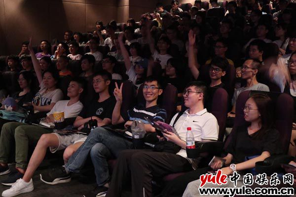 粉丝积极参与映后互动 《命运之夜——天之杯II:迷失之蝶》点映火爆开启 口碑爆棚