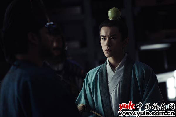 易烊千玺获前辈好评 《长安十二时辰》易烊千玺获好评 真诚解读“流量”