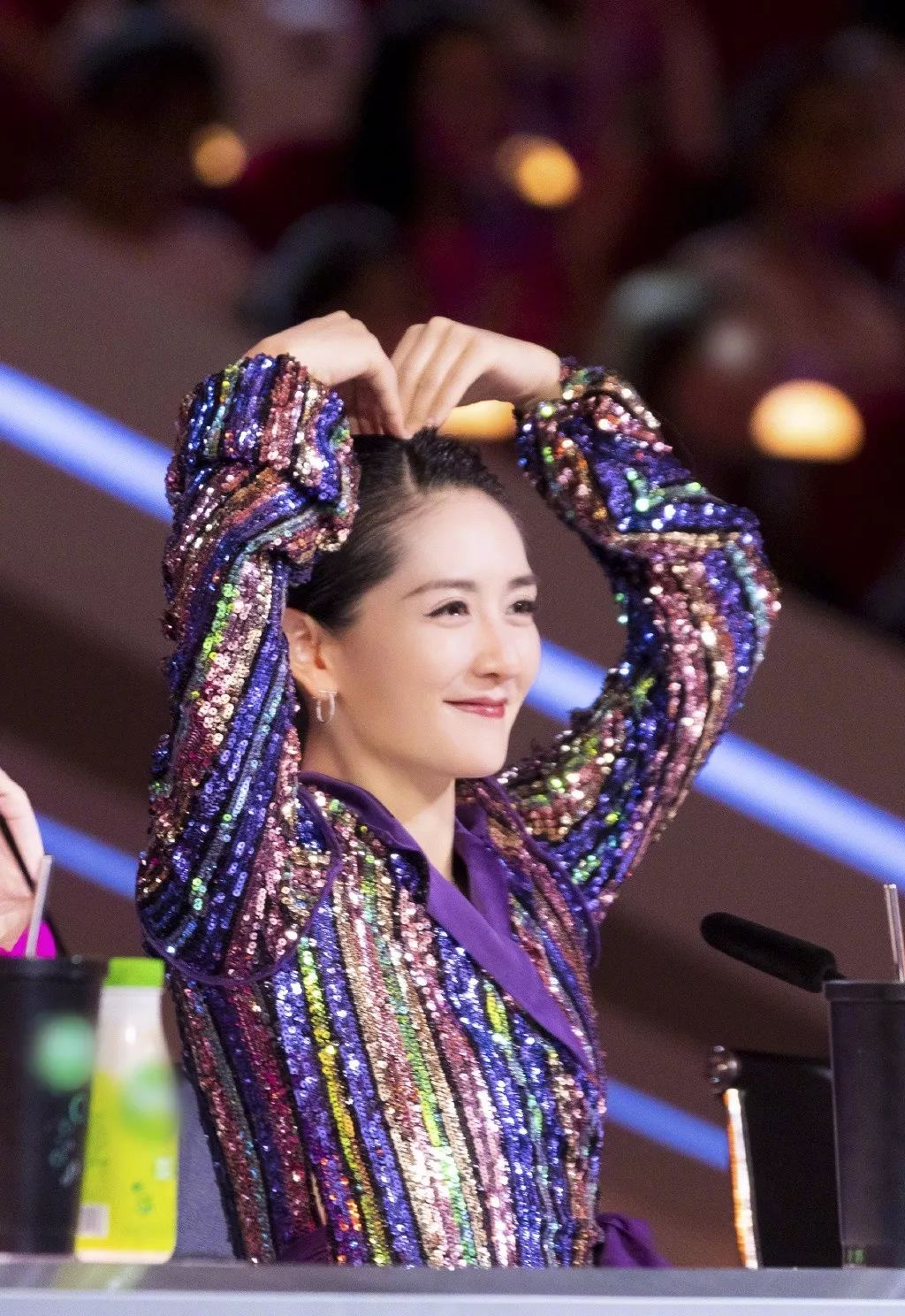 л�ȵ����˺����֣����Ǹ�����ͷ��ɵ��㡭