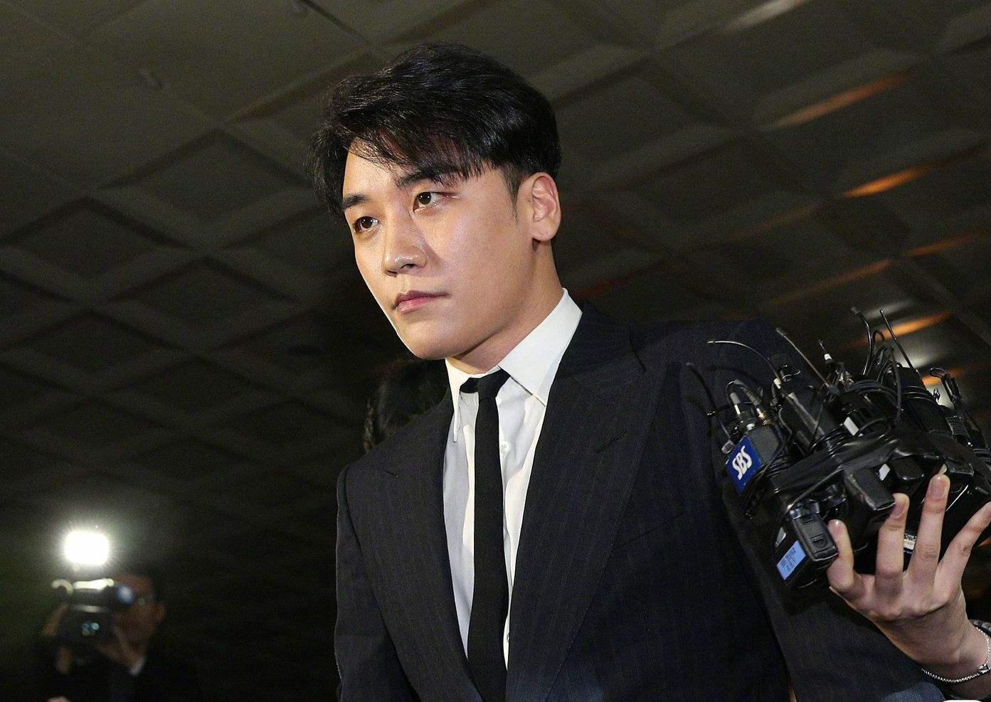 ���������ٷ���Ӧʤ��ҹ�갸����û���������Ա���