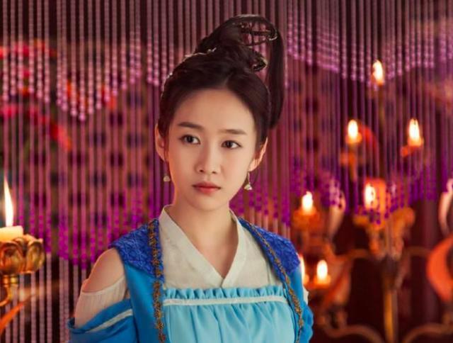 ͯ��Ů�����ɫ����ϲ��������Ļ���·�ˣ������ұ��˶�����